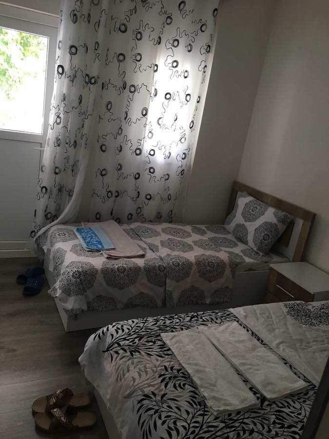 Guesthouse Skender Selimaj Βαλμπόνα Εξωτερικό φωτογραφία