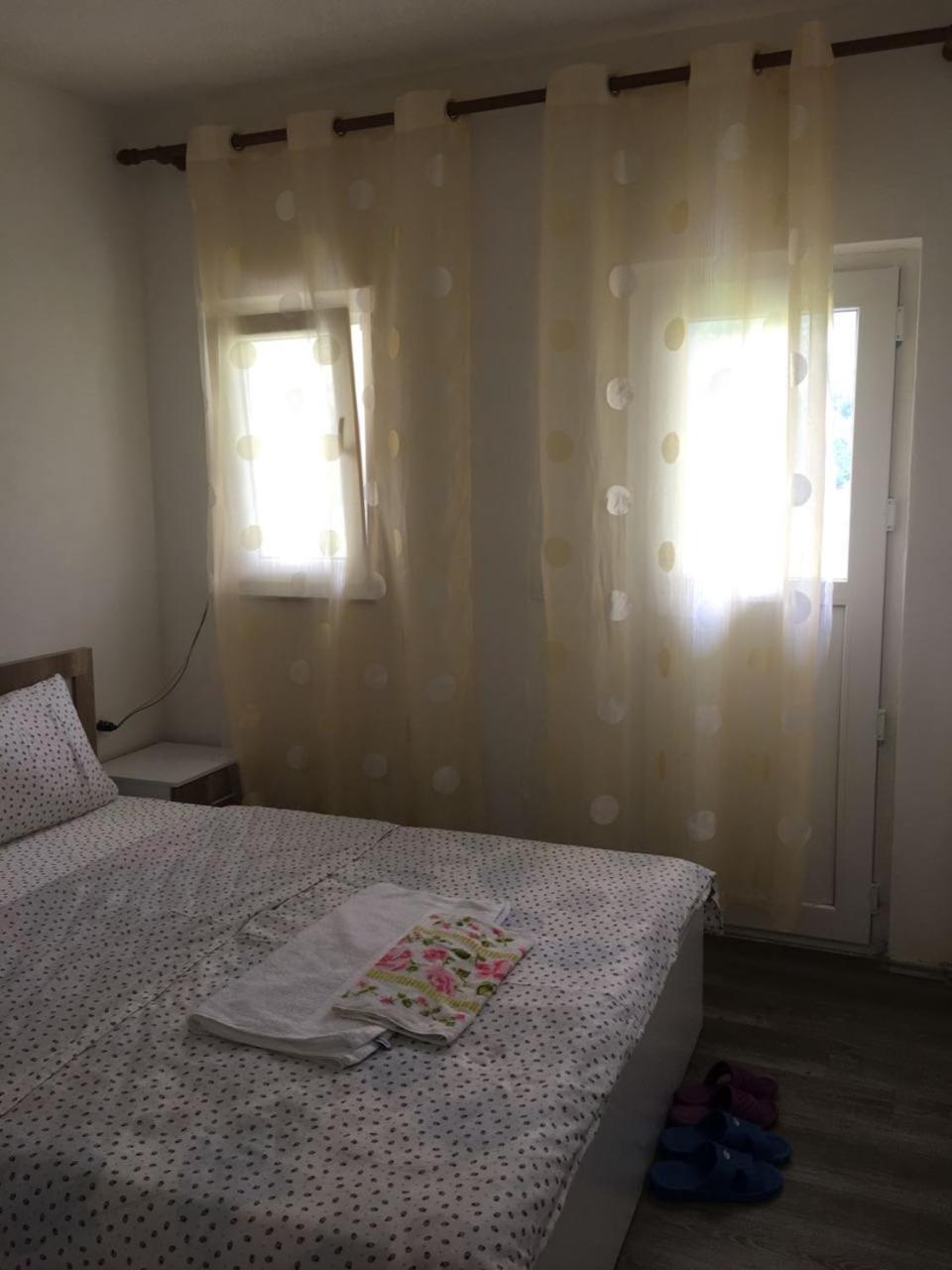 Guesthouse Skender Selimaj Βαλμπόνα Εξωτερικό φωτογραφία